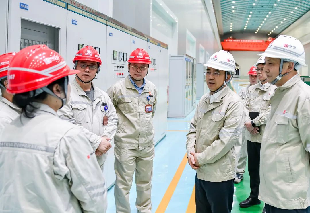 1683850917495038522.jpg 5.jpg